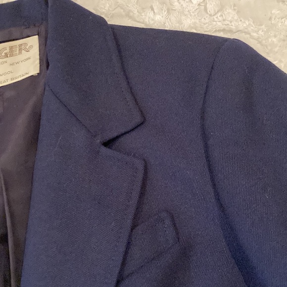 Jaeger Vintage Lined Wool Blazer Size 10 Like New - Picture 6 of 12